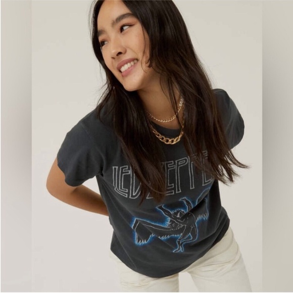 Daydreamer Led Zeppelin 1984 Glowing Icarus Tour Tee - Picture 2 of 10